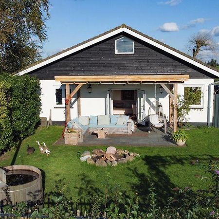 De Lindenhof Acomodação com café da manhã Tienhoven Exterior foto
