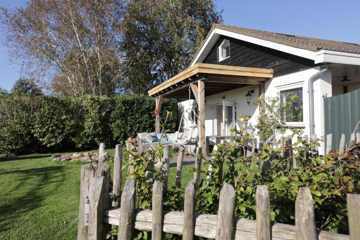 De Lindenhof Acomodação com café da manhã Tienhoven Exterior foto